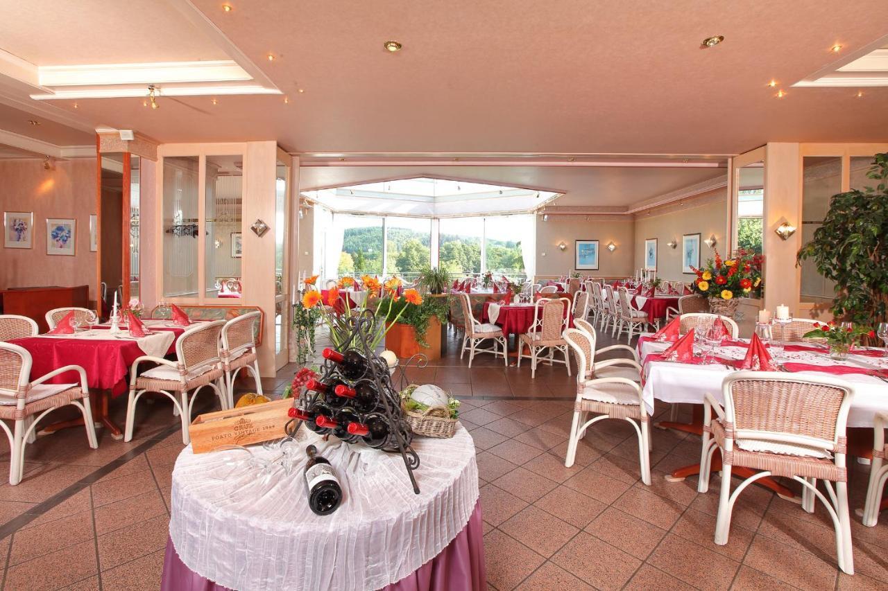 Hotel Schinderhannes Weiskirchen Eksteriør billede