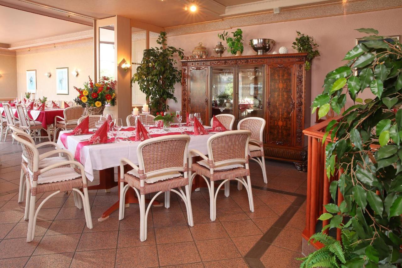 Hotel Schinderhannes Weiskirchen Eksteriør billede
