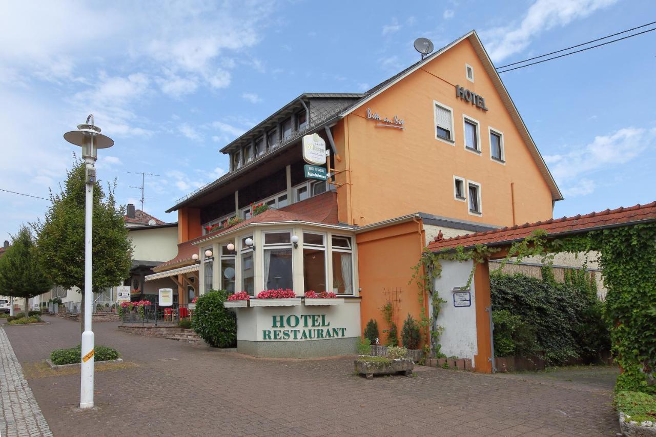 Hotel Schinderhannes Weiskirchen Eksteriør billede