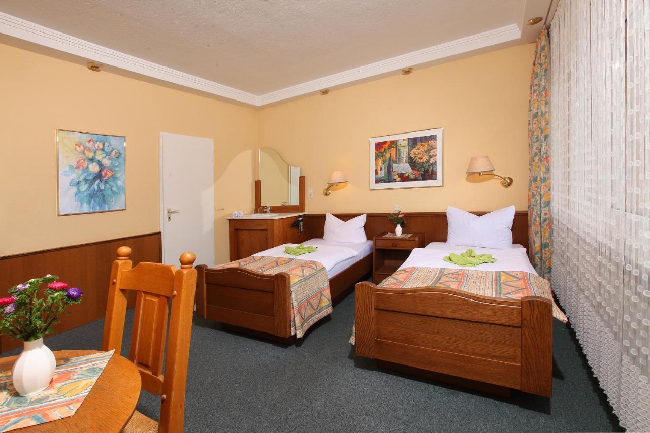 Hotel Schinderhannes Weiskirchen Eksteriør billede