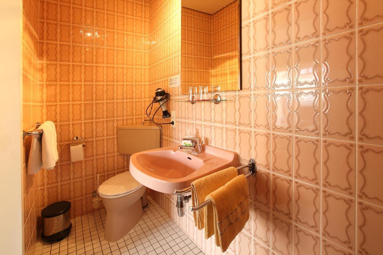 Hotel Schinderhannes Weiskirchen Eksteriør billede